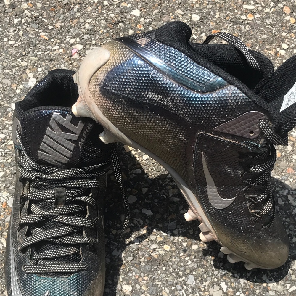 Nike Mid Alpha Pro cleats 🏈 ⚾️ - Size 11 (Men’s)